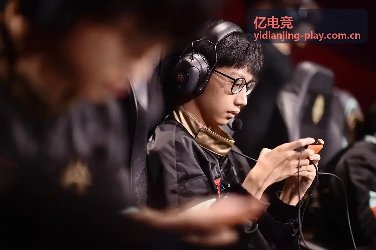 亿电竞资讯：DOTA2巡回赛最新积分排名变化